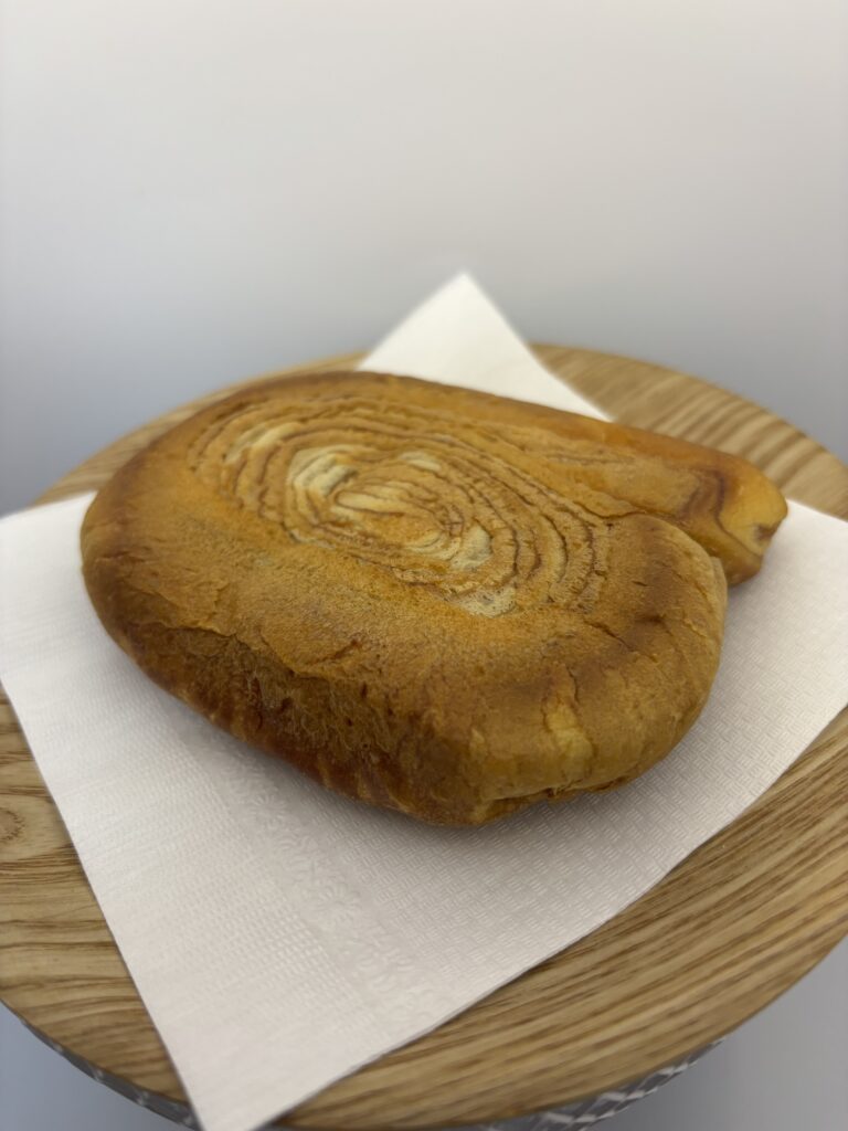 尾西のひだまりパン メープル 中身2 裏返し