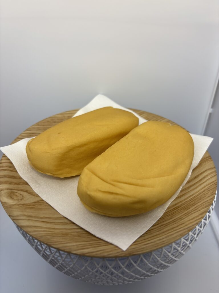 7年保存レトルト米粉パン プレーン味 中身1
