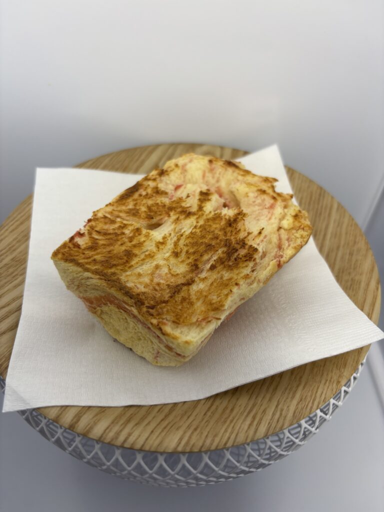 青空パン 7年保存缶詰パン いちご トースト