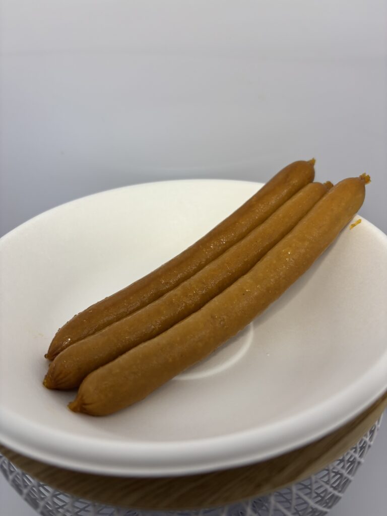 ロングライフフーズ ウインナーソーセージ 中身を出したところ