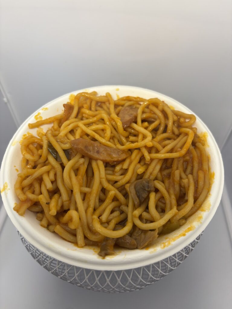 Table stock おいしさにこだわった保存食 ナポリタン　中身を出したところ