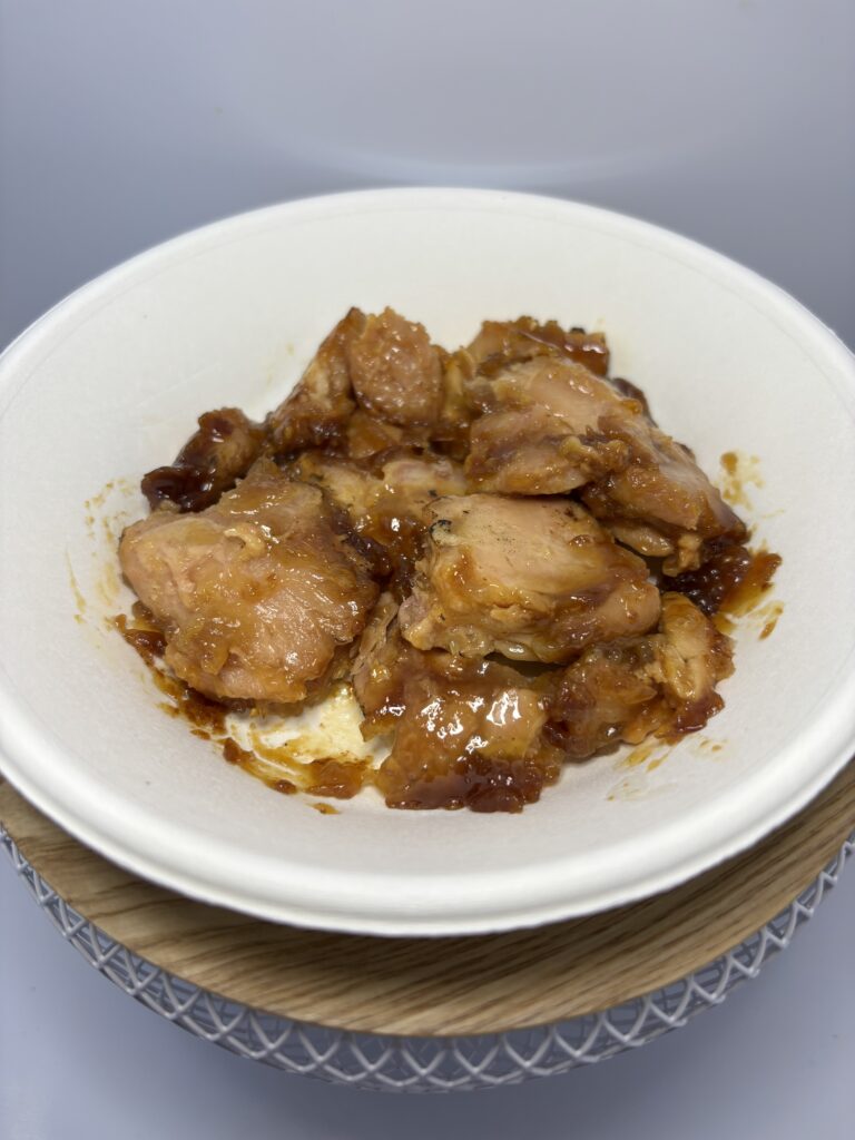 自衛隊員に人気!! やきとり 常温 中身を出したところ