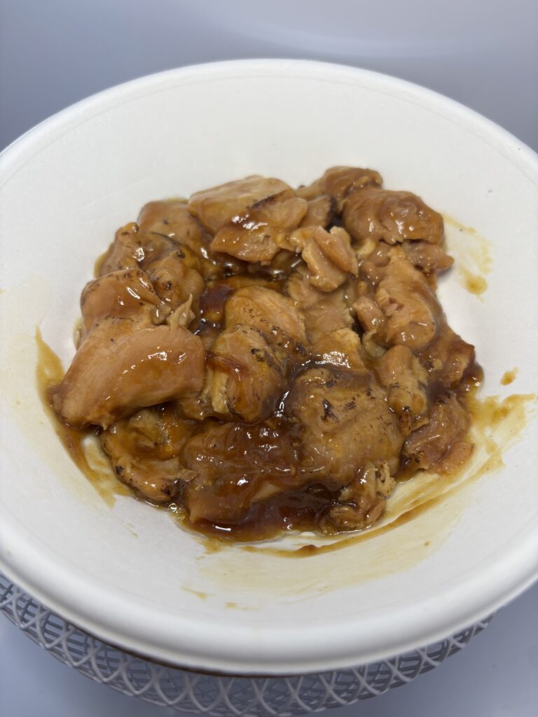 自衛隊員に人気!! やきとり 湯煎後 中身を出したところ