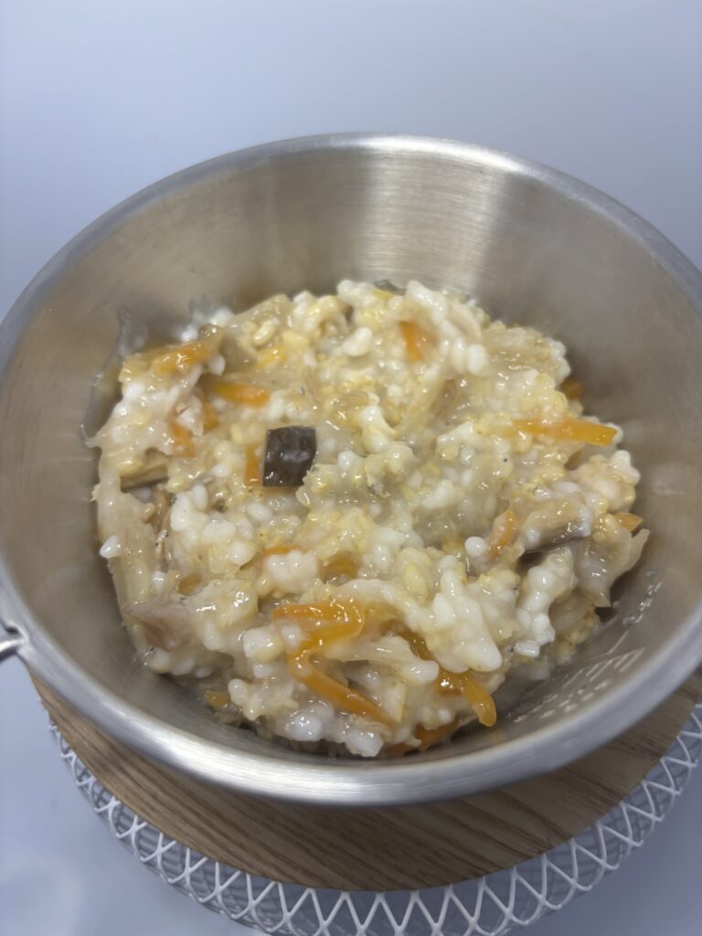 HOZONHOZON おいしいごはん 和風ちりめんごはん　常温　中身を出したところ